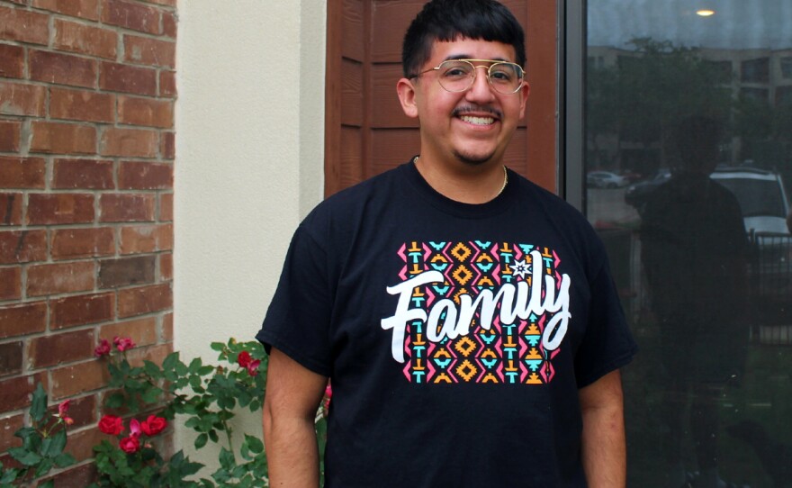 042721_CMP_Andres_Mendoza2.jpg