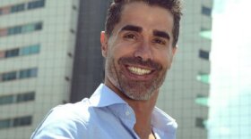 Juan Pablo Ángel, a legendary striker for leading clubs in his native Colombia, Argentina, England and the U.S., is now the co-host of a new podcast on LXNews/Telemundo leading into the FIFA World Cup