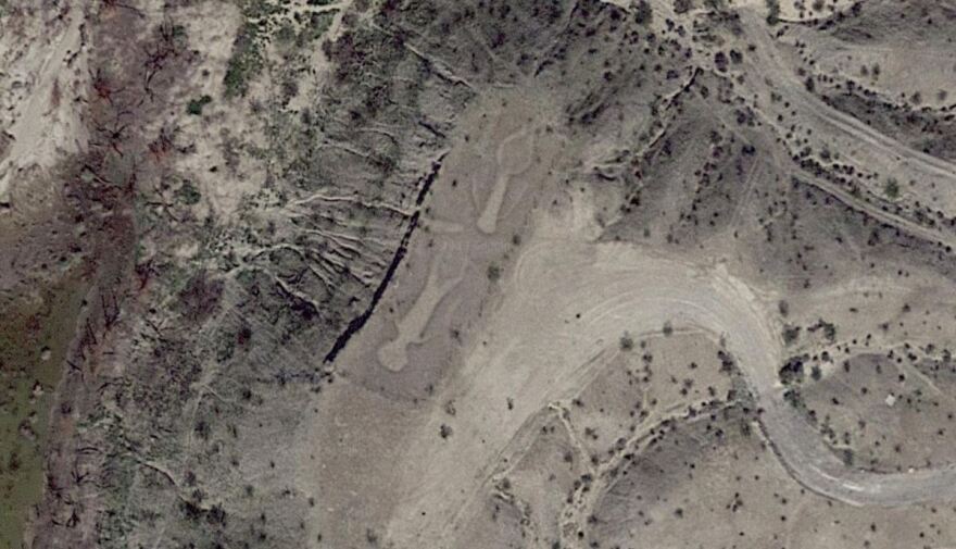 Fort Mojave Twins geoglyphs