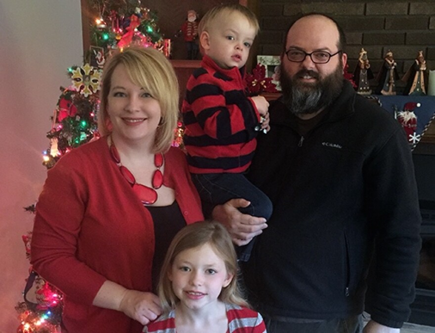 Amber and Scott Hinsley with daughter Alexandra and son Sam