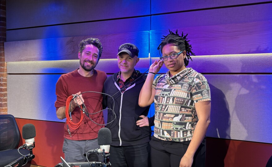 The Suitcase Junket joins The Fabulous 413 for Live Music Friday.