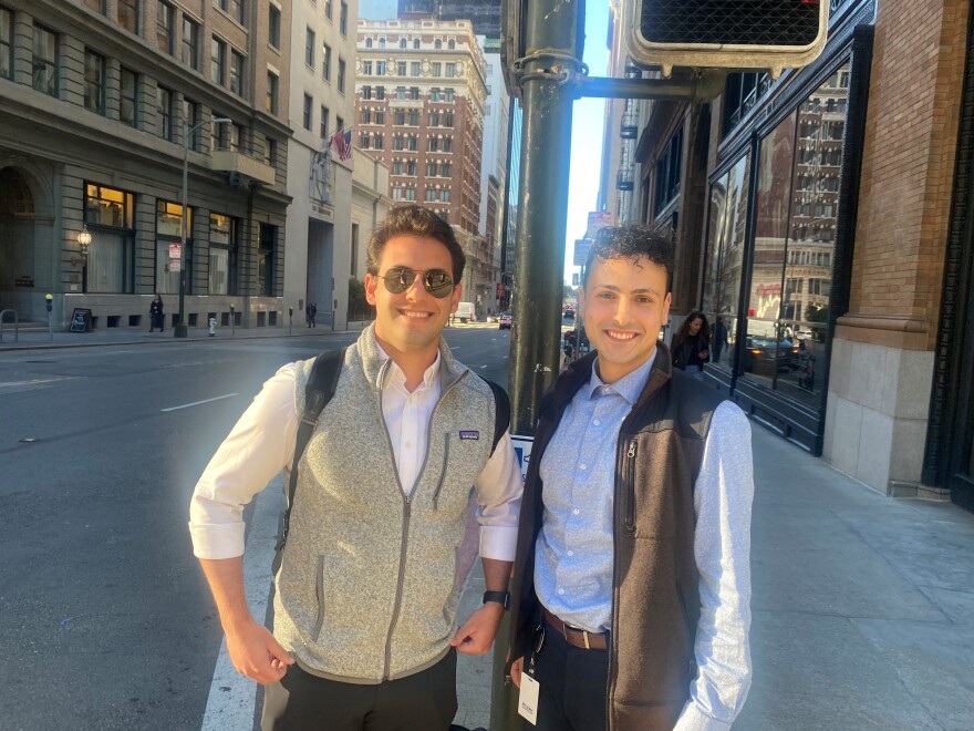 patagonia vest over dress shirt Patagonia vests endure in San Francisco tech circles, despite ridicule : r/malefashionadvice