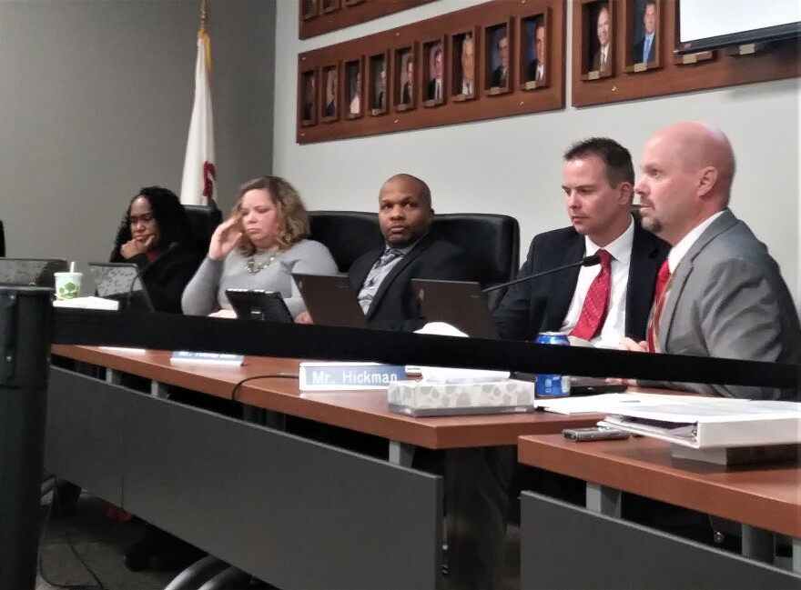 Unit 5 school board meets