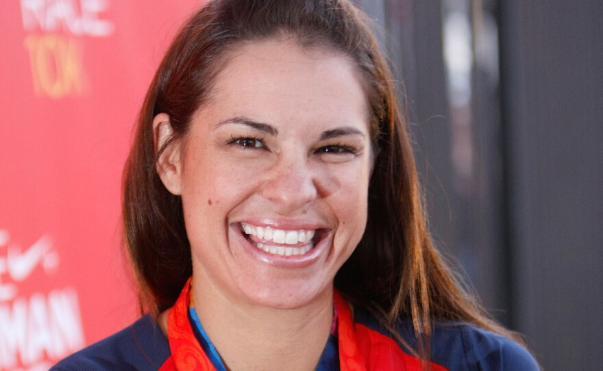 Jessica Female KLCC's Oregon Rainmakers: Jessica Mendoza, First female baseball ...