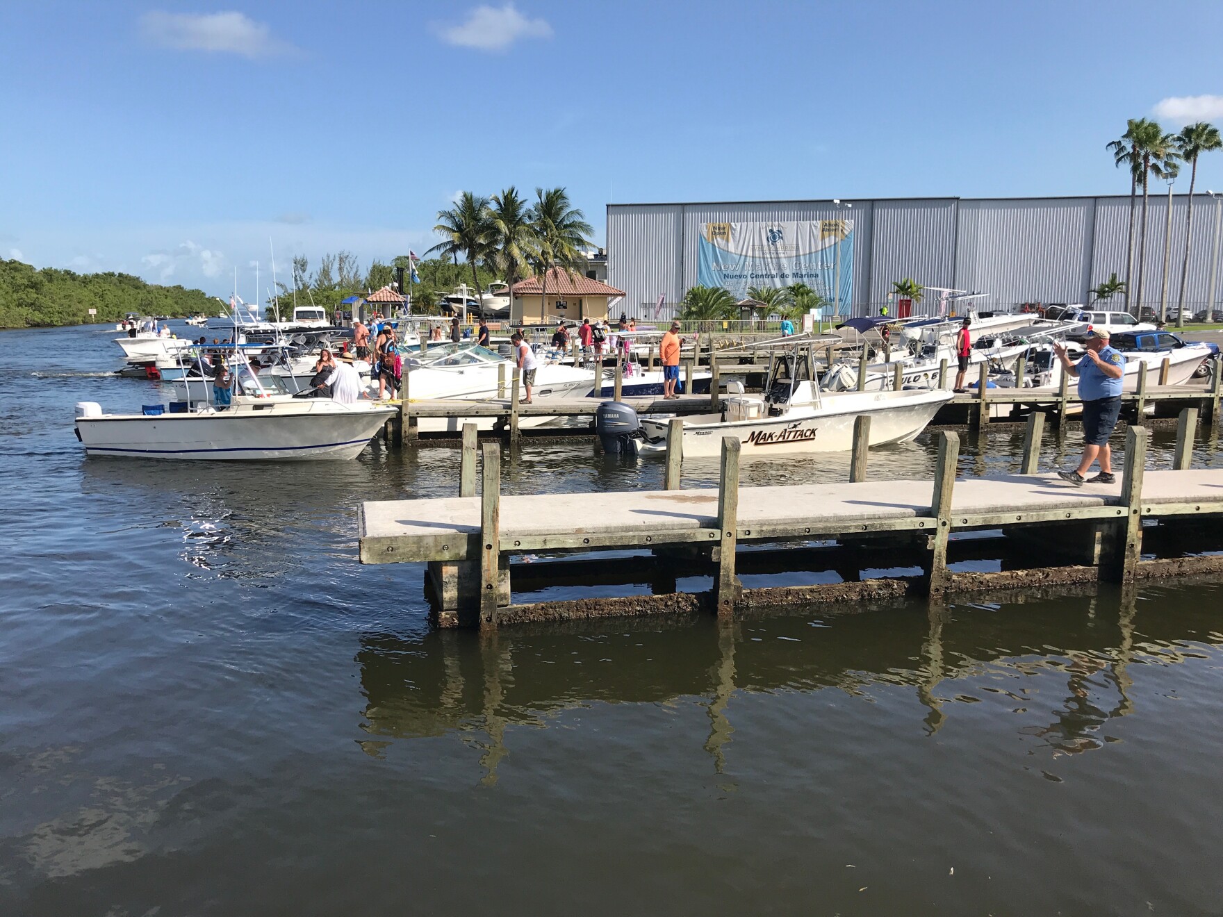 Fights With Knives, Yelling, Collisions Drama At Black Point Boat Ramp Draws Dedicated Audience