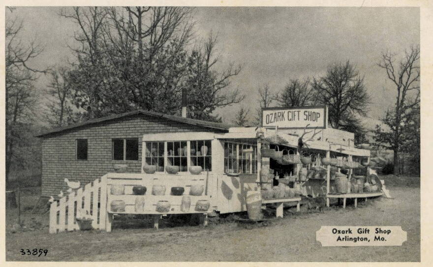 Bartram family's Ozark Gift Shop, circa 1940