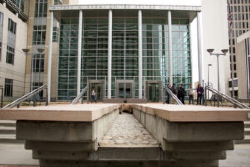 The Alfred A. Arraj federal courthouse, March 28, 2018. (Kevin J. Beaty/Denverite)

law; federal court; downtown; denver; denverite; kevinjbeaty; colorado;