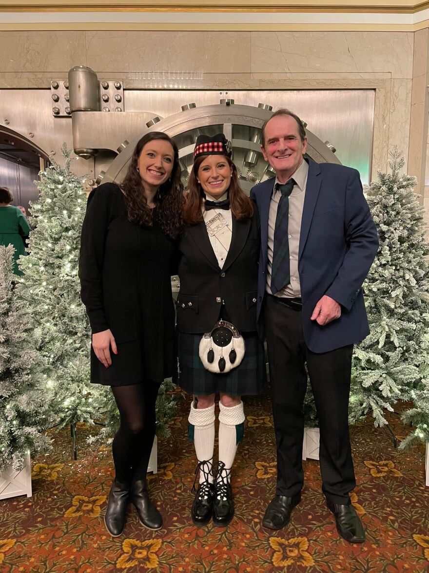 Amalia O'Brien Thomas with Haley and Fergal at a banquet for the Greater Scranton Black Diamonds Pipe Band.
