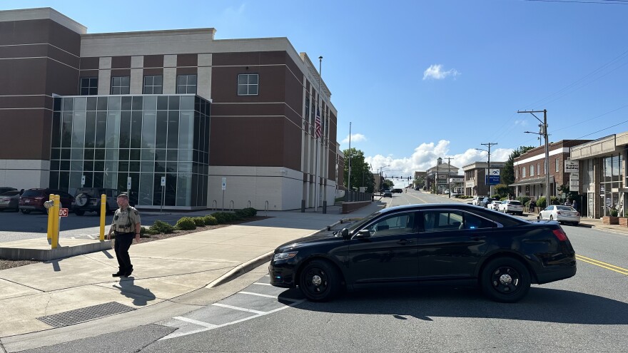 Davidson County courthouse was evacuated and law enforcement swept the building for devices Monday morning. Image courtesy Bobby McCroskey.