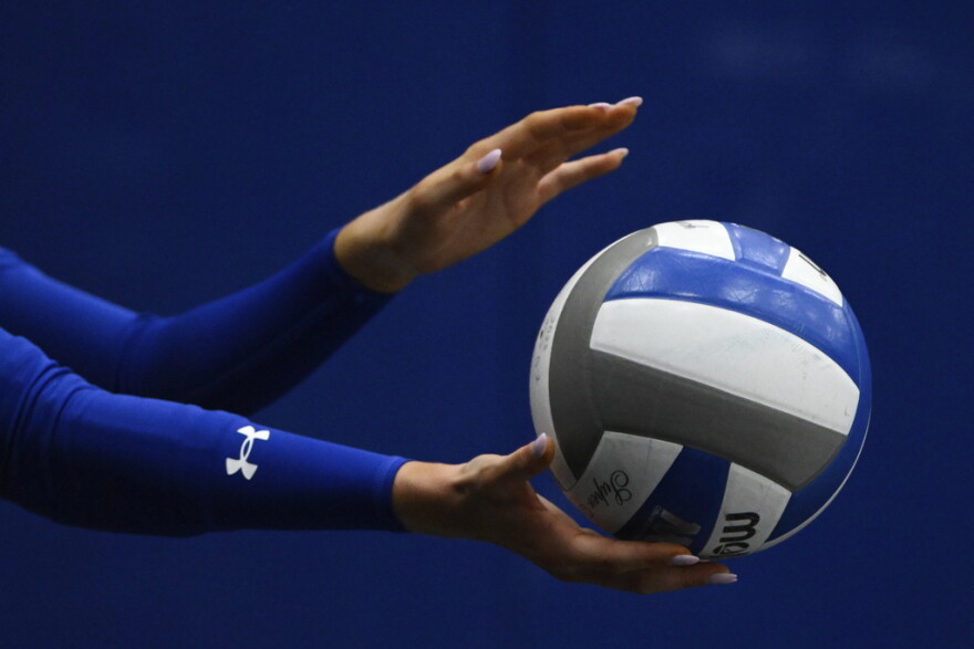 A San Jose State Spartans player prepares to serve against the Air Force Falcons during the fifth set of an NCAA college volleyball match Thursday, Oct. 31, 2024, in San Jose, Calif. (AP Photo/Eakin Howard)