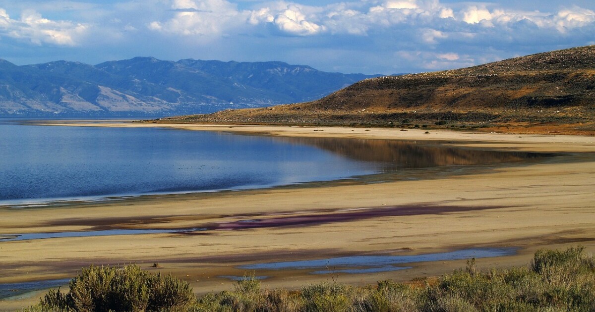 Great Salt Lake declines may pose a multitude of problems for Utahns