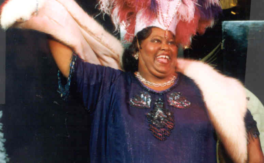 karla_burns_as_hattie.png