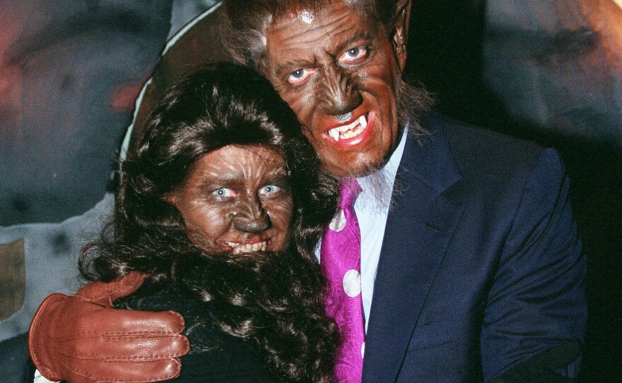 The Gores clearly hated Halloween. (At their residence in 1997.)