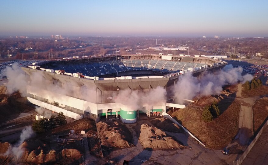 Pontiac Silverdome demolition 