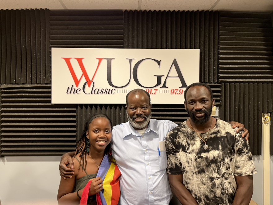 2022 Mandela Washington Fellows, Gcinile Zeli Ndzinisa (Eswatini) and Yohane Banda (Malawi) with host Akinloye Oj