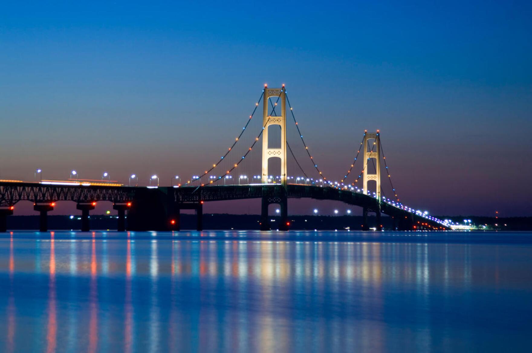 Mackinac Bridge Reopens After Closure For Bomb Threat WKAR Public Media