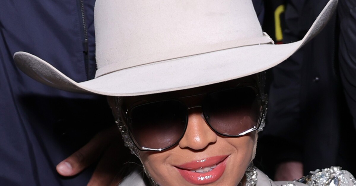 Beyoncé's 'Texas Hold 'Em' debuts at No. 1 on the country chart | Marfa ...