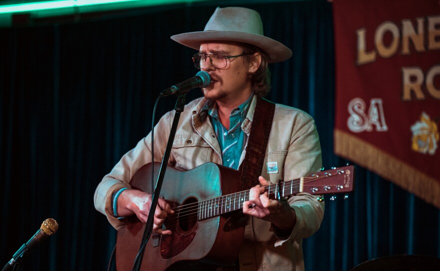 Noah Harris warms up the audience