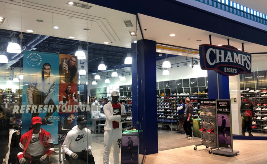 Stores Gardens Mall Champs Shoe Stores Town Center Mall Champs