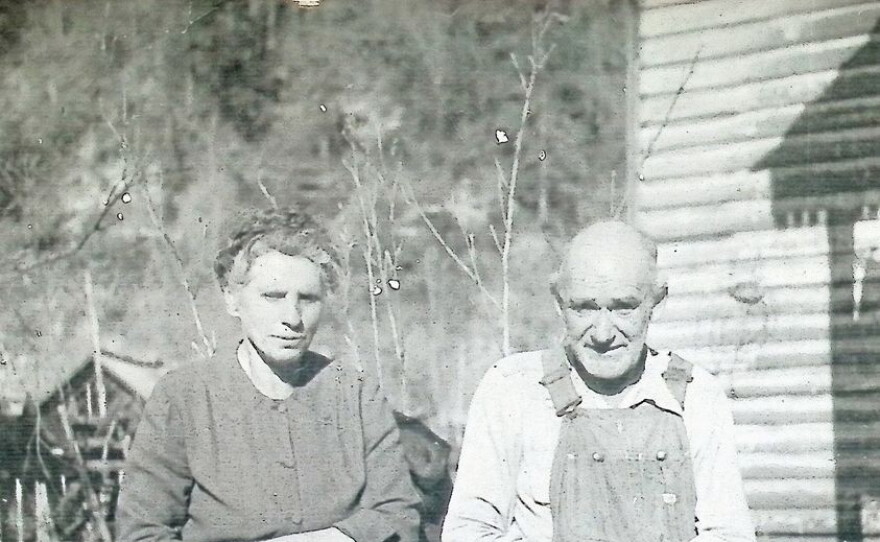 Lilley Cornett & his wife Polly