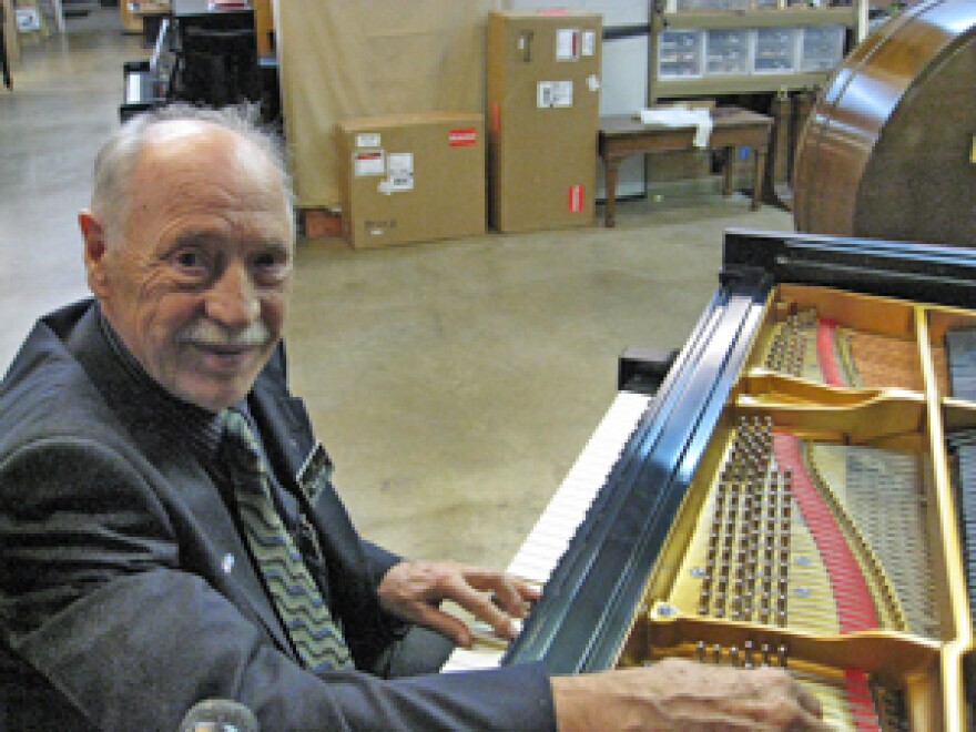 Christian Evangelist and Concert Technician to Famous Pianists Franz Mohr Dies at 94