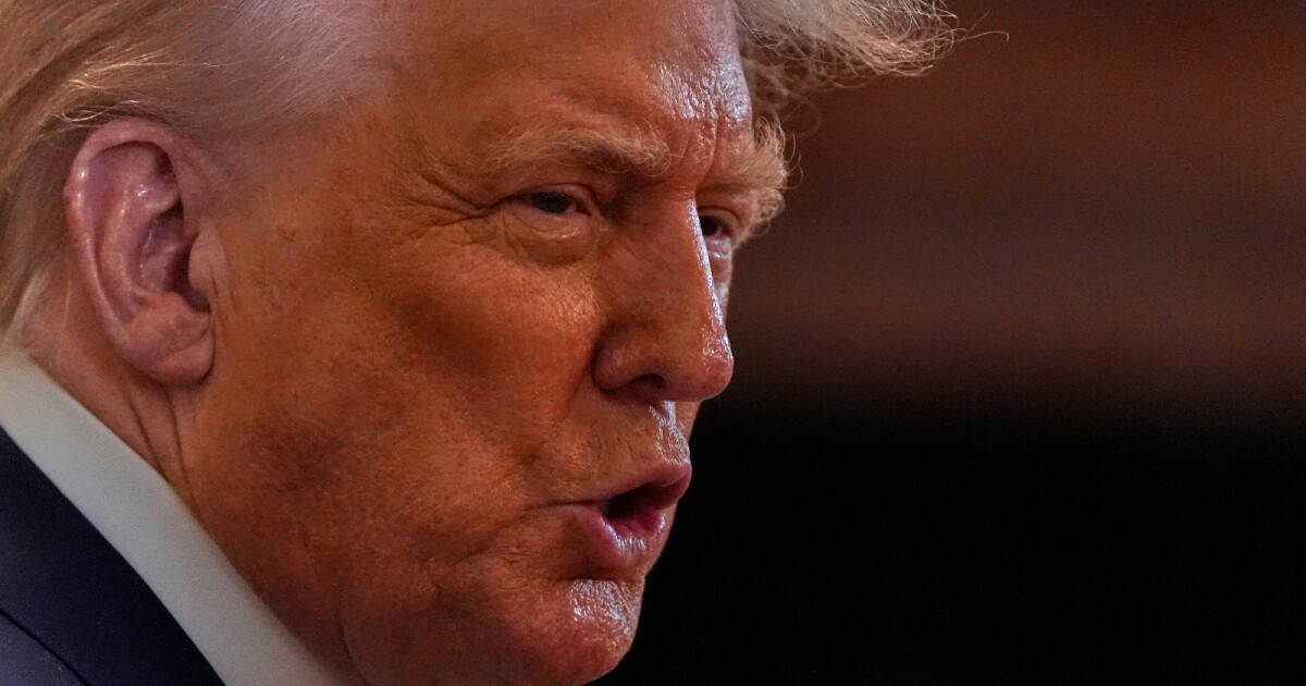 Trump heads to Detroit to speak on auto industry, economy