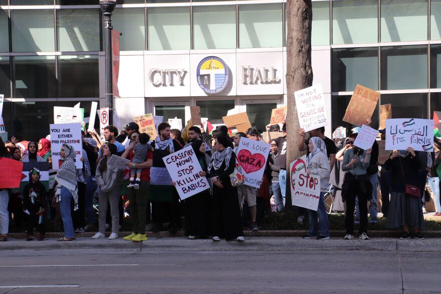 Protestors rally for Palestine in Tulsa, Okla.