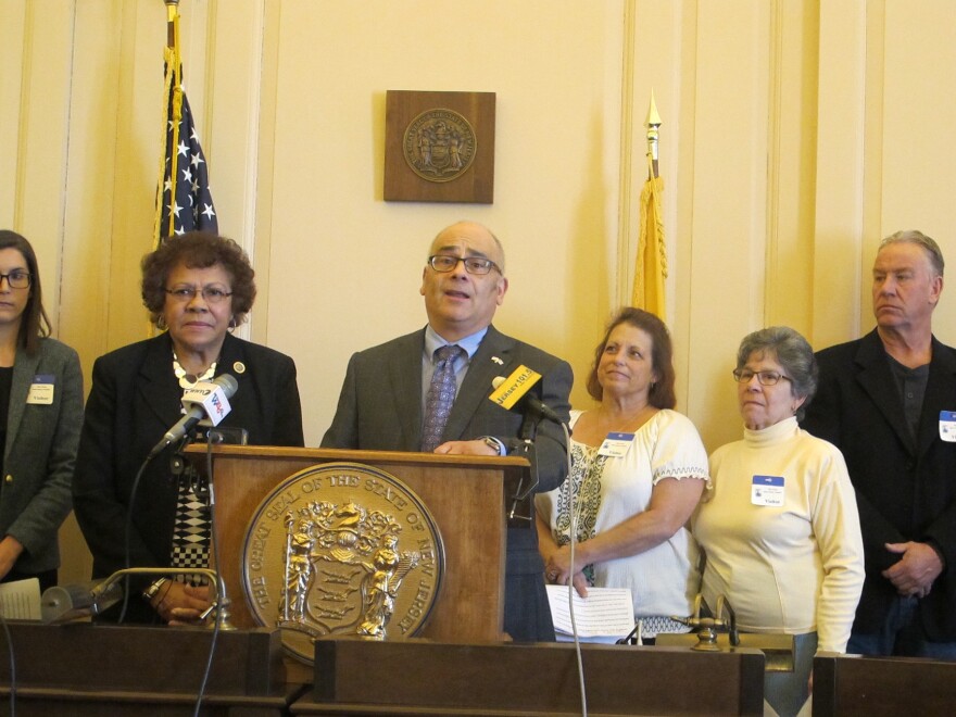 Lawmakers and homeowners say the measure would provide some relief for Sandy victims.