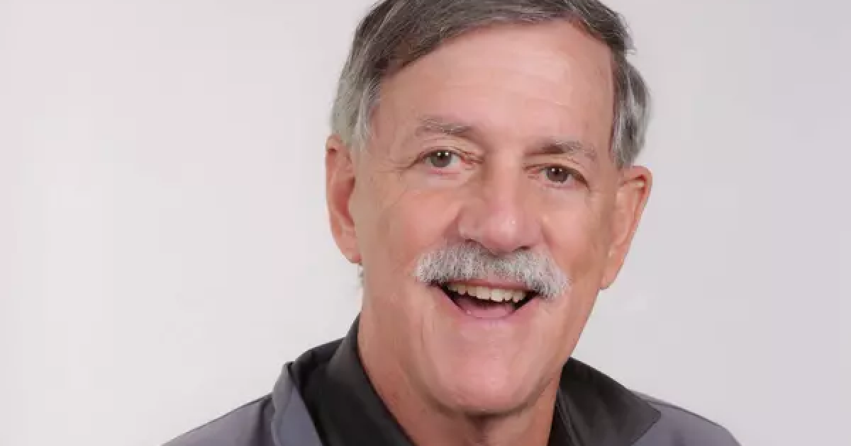 Former Saluki swimming coach Tim Hill named to the ASCA Hall of Fame