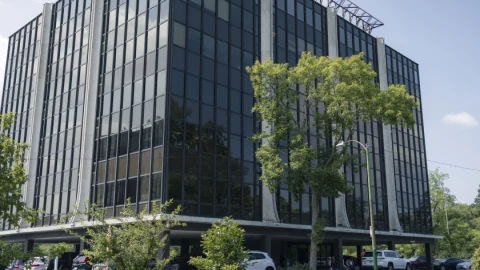 Illinois Department of Human Services office in Chicago.