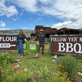 Rebecca (left) and Taylor Henson have been bringing aromas and scents worth tracking in the Paradise Valley on Overland Road in Emigrant at both Follow Yer’ Nose BBQ and Wildflour Bakery.