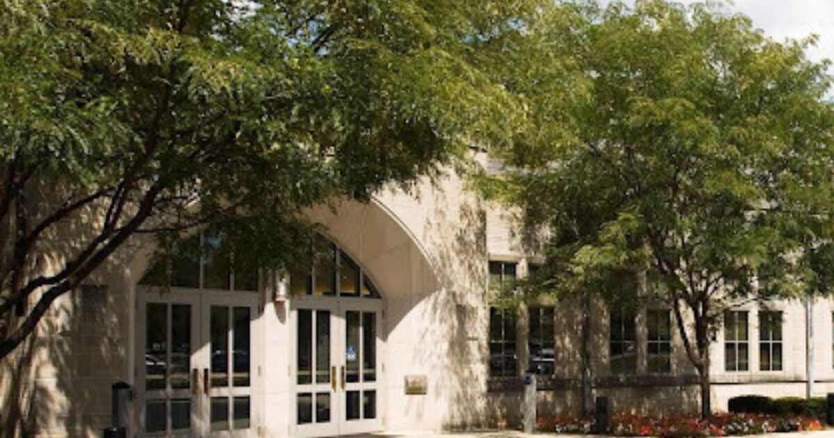 Concerned about IU's 'direction,' board member leaves Foundation