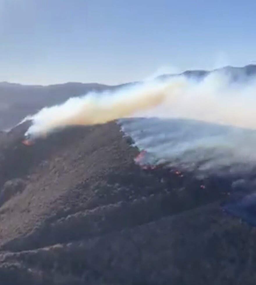 Ventura County's Laguna Fire burni