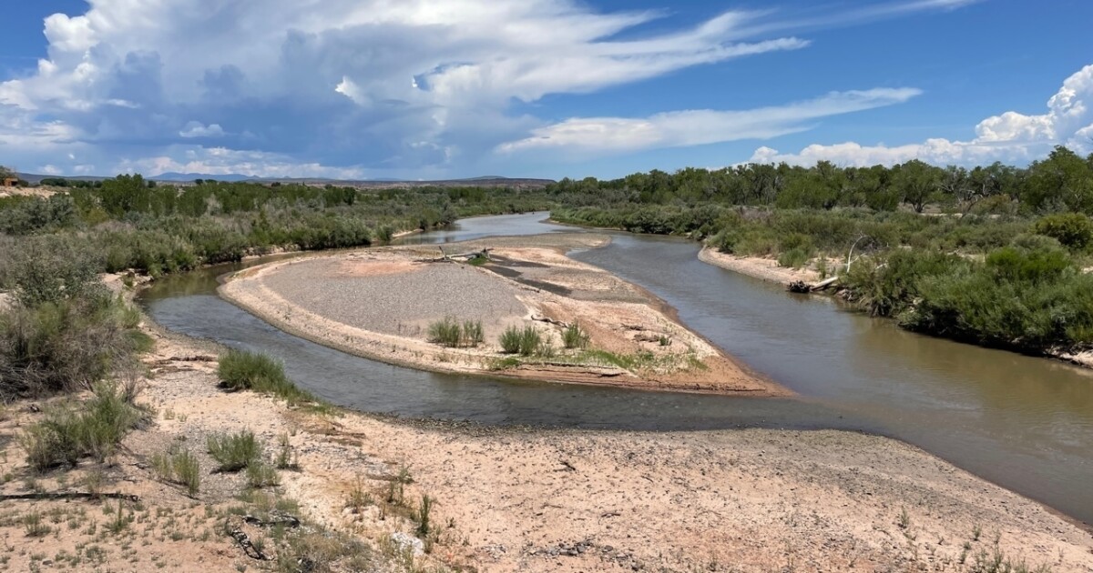 MON: Rio Grande could dry up in Albuquerque for third time in 40 years, + More