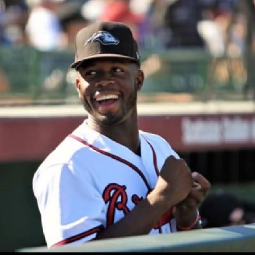 Phillies rally with 7 runs in 8th inning to beat Marlins 8-3