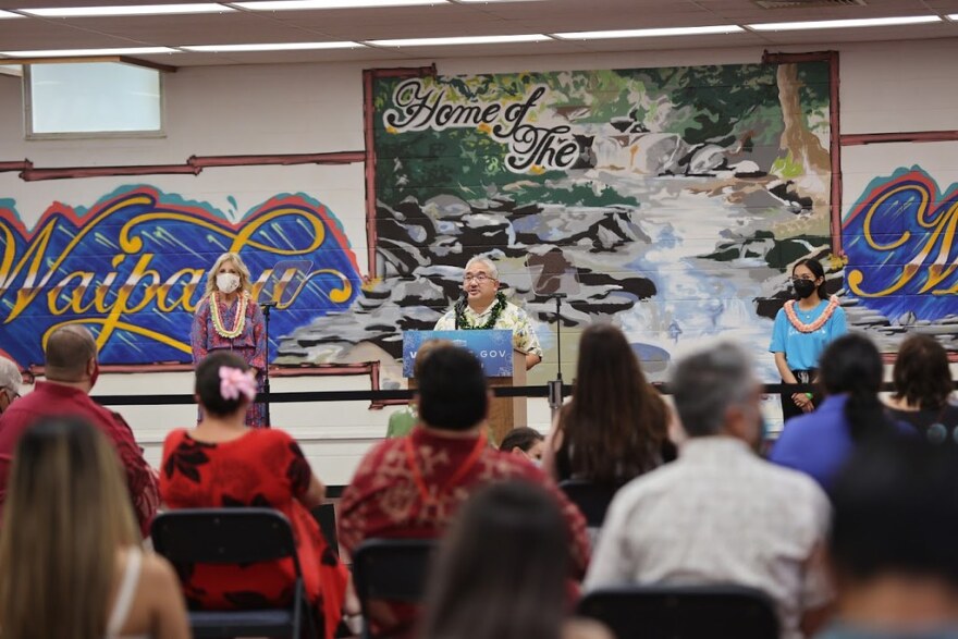 Keith Hayashi at Waipahu High School with First Lady Jill Biden, left, on July 25, 2021.