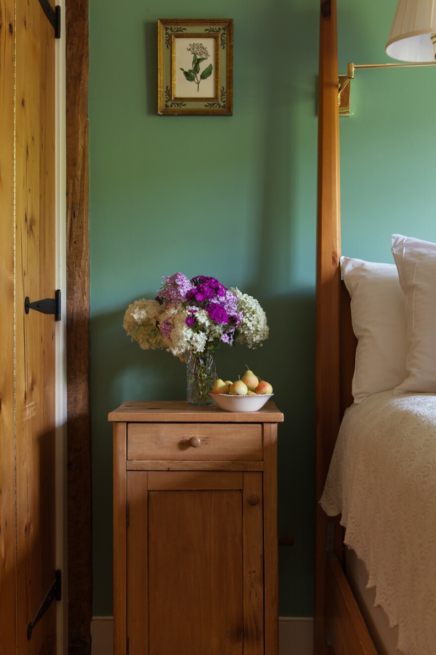 The Abbott Room at the Round Barn Farm got a makeover in 2009.