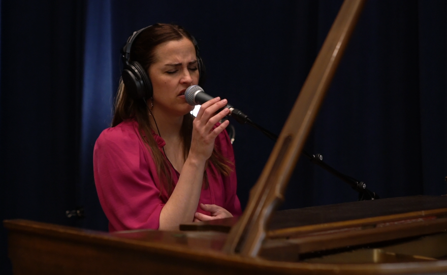 Juliet Lloyd and Steve Quintillion performing live in WNIJ's Studio A