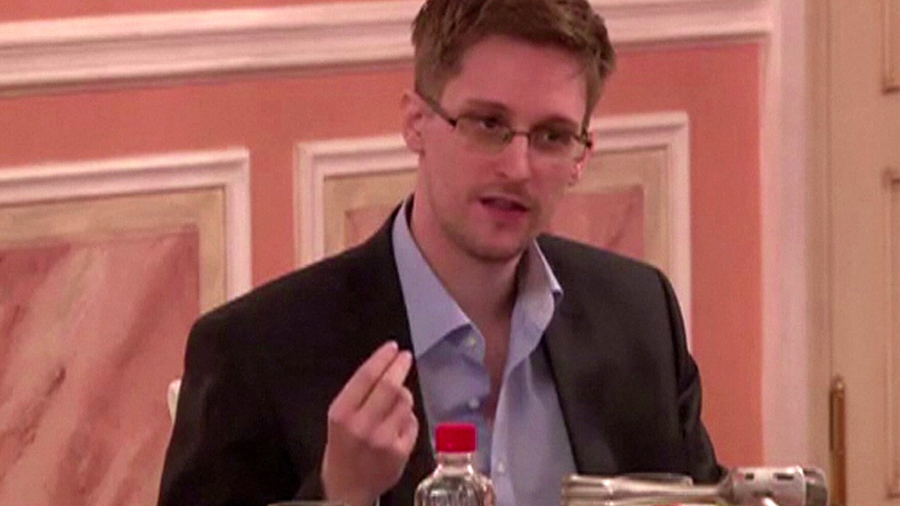Snowden Reportedly Used Others' Login Info To Get Secret Data South Dakota Public Broadcasting