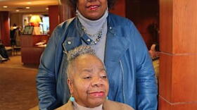 Joanne Gordon and her mother. CREDIT JOANNE GORDAN