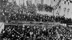 A scene in front of the East front of the U.S. Capitol is seen during President Abraham Lincoln's second inauguration, 1865, just six weeks before his assassination.  (AP Photo/File)