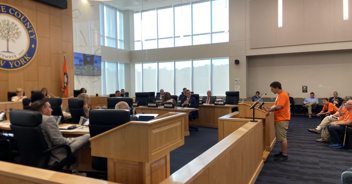 Orange County Legislature passes resolution asking ICE not to build in Newburgh