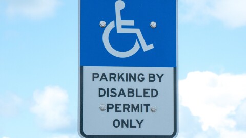 A Florida disabled parking permit sign