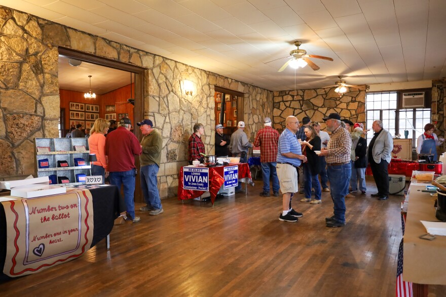 Jones county residents eat and vote on chili made by candidates. Photo by Leslie Carrigan.