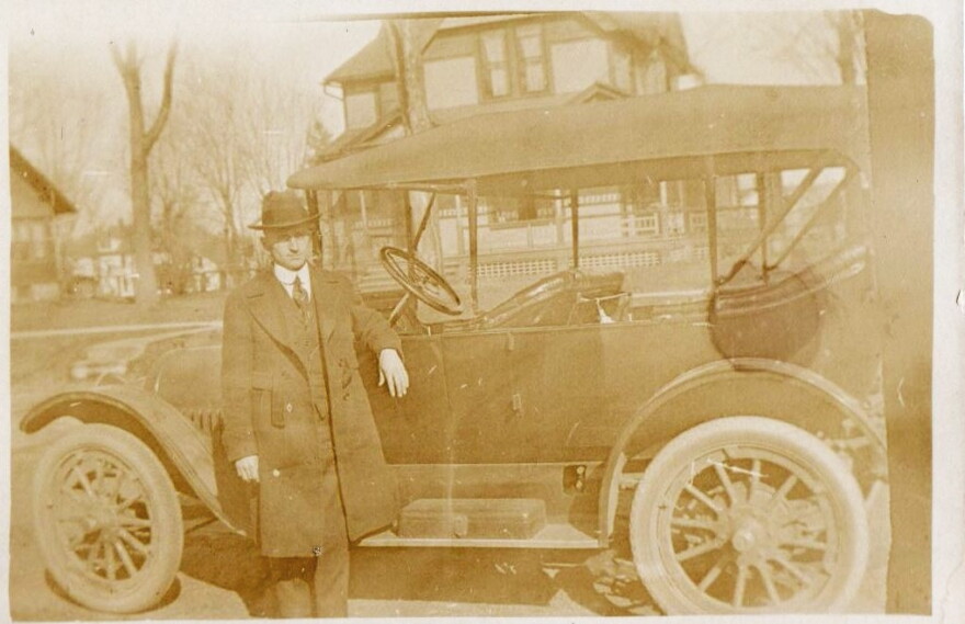Watler Eller, from the collection of the Western Illinois Museum