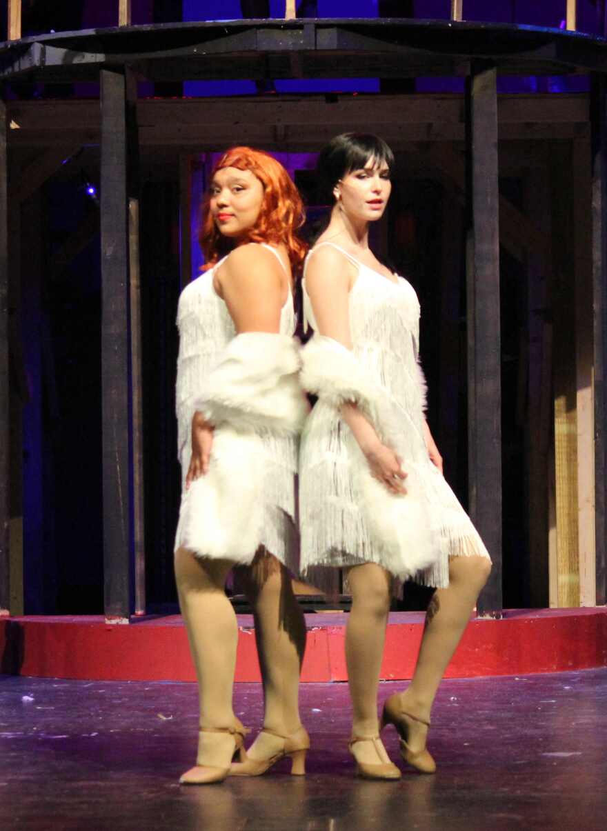 Adela Rodriguez Gonzalez and Taylor Spurr razzle dazzle as the splendiferous Roxie Hart and Velma Kelly.