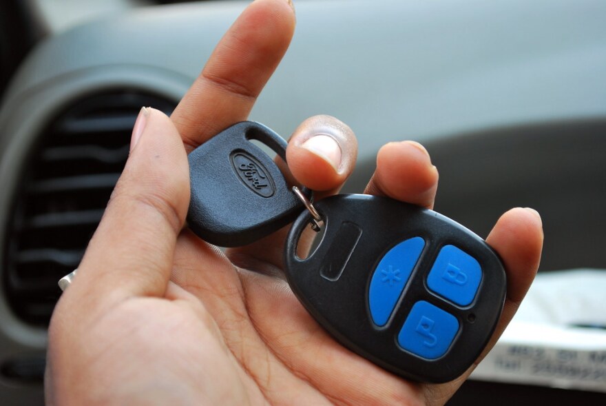 Ford car key photo