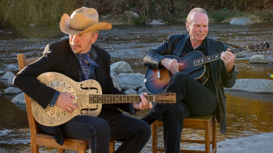 Dave and Phil Alvin.