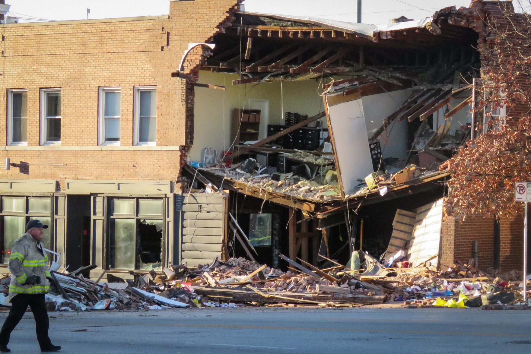 Three killed and Riot Room destroyed after firetruck collides with SUV