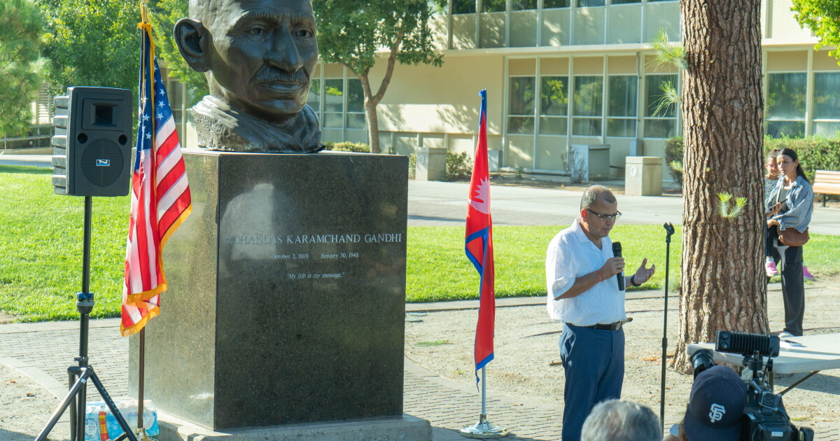 ‘Doing whatever we can' - Fresno State holds vigil to honor victims of Nepal floods